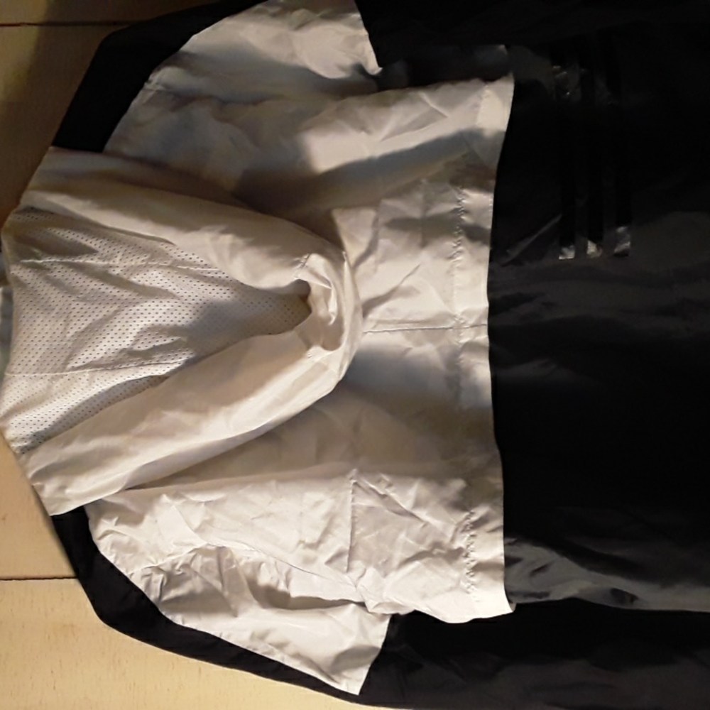 Running jacket - Picture 3 of 4